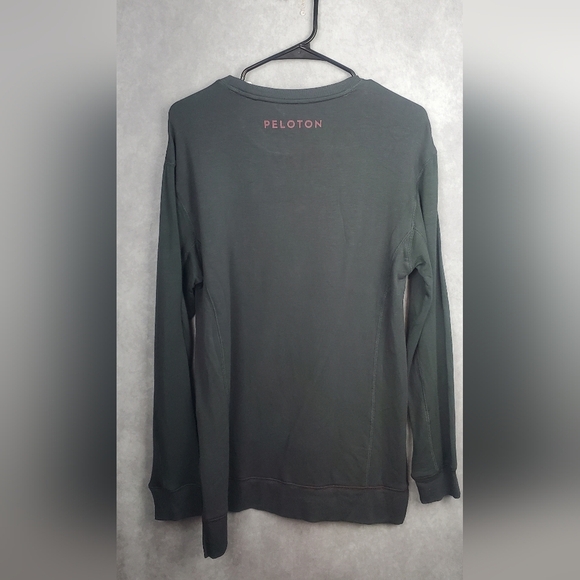 Peloton Women’s Charcoal Grey Weekend Oversized Pullover Sweatshirt size M - Picture 3 of 8